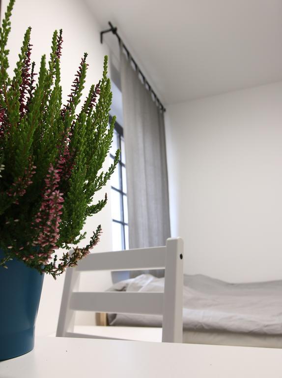 Browar Goscinne W Centrum Miasta Na Starowce, Self Check In 24h, Fv, Tv Smart, Darmowe Wi-fi, Parking, W Sasiedztwie Restauracji I Kawiarni, Uslugi Escort Zakazane Willa *
